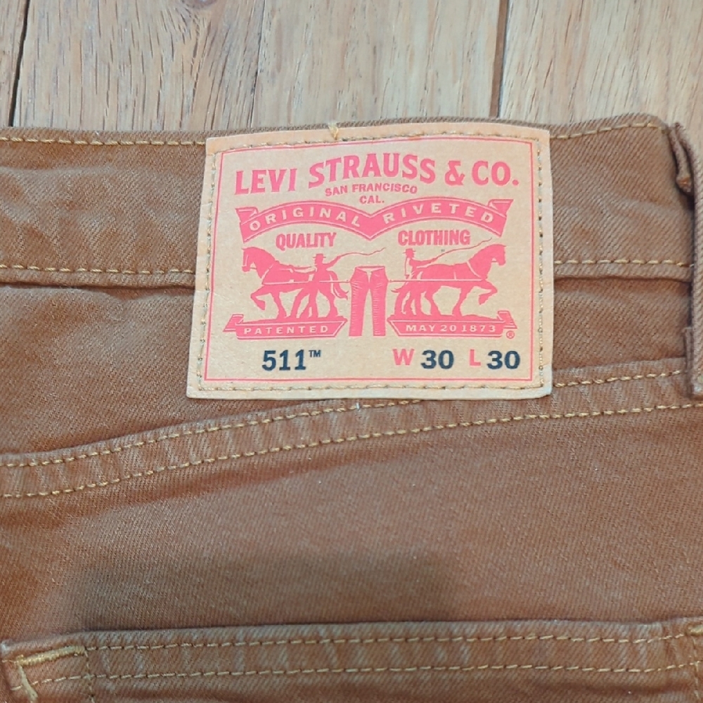 Levi's Men's Tan Slim Jeans